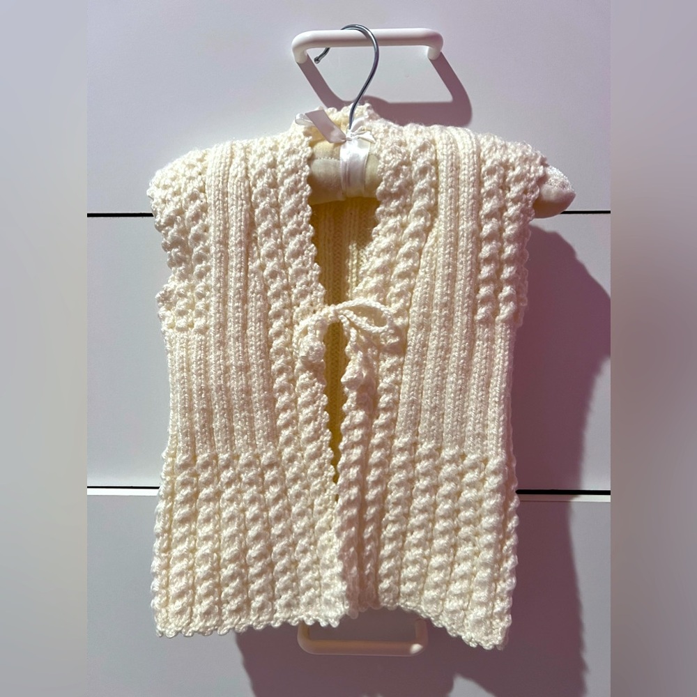 Crotchet Baby Vest tie front in white unisex - New never worn